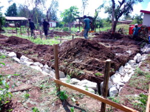 travaux en cours de construction des deux matrenités, Katanga et Kandali